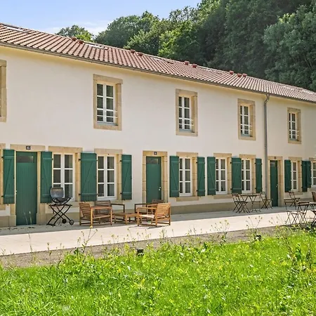 Ferienhaus Lasauvage 84 *